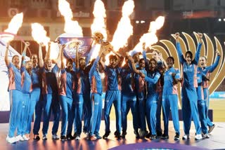 WPL 2025 Winner Mumbai Indians