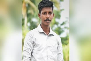 LIGHTNING DEATH  ALAPPUZHA PHONE EXPLOSION  YOUTH DIES WHILE PLAYING CRICKET  LATEST MALAYALAM NEWS