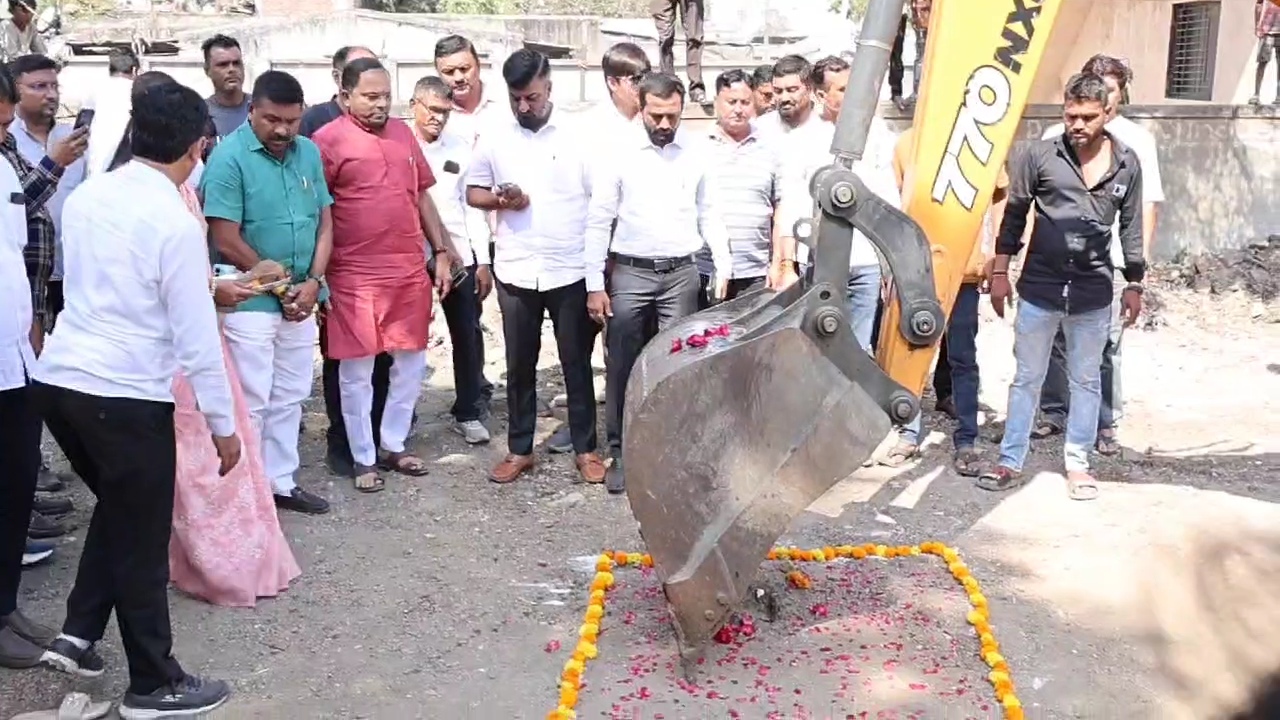 ઓલપાડ તાલુકાના 104 ગામોમાં 10 હજારથી વધુ વોટર રિચાર્ ના કામોનું ખાતમુહૂર્ત કરાયું