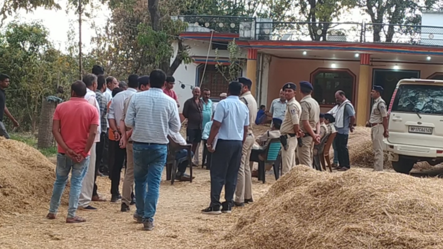 DGP Kailash Makwana reached victim house