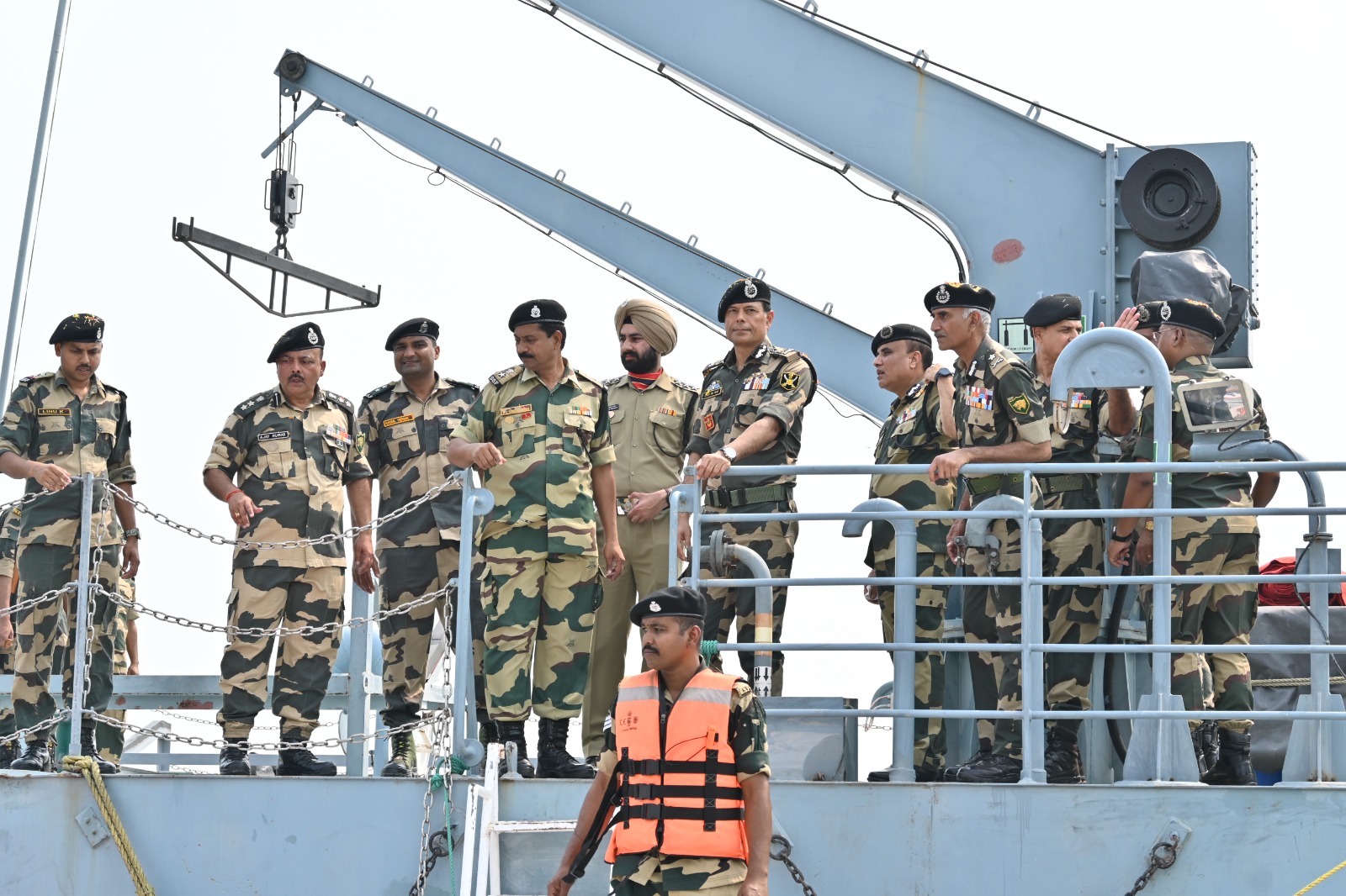 bsf dg daljit singh chaudhary visited sundarbans