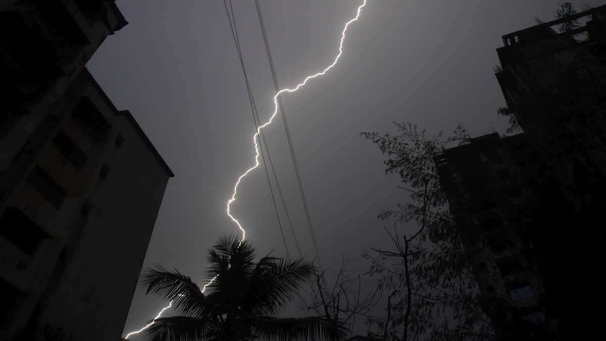 Maharashtra: IMD issues thunderstorm warning with moderate rain for Thane (photo IANS)