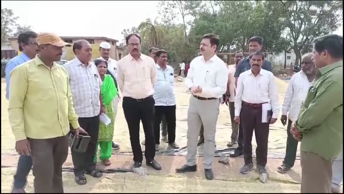 DS Chauhan visit Paddy centers