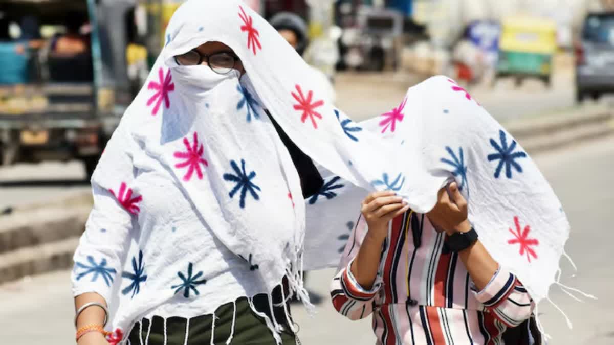 दिल्ली के तापमान में लगातार हो रही बढ़ोतरी