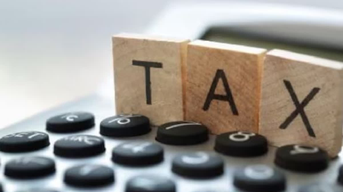 Labourer Gets Shocking 115.90 Crore IT Notice In Gujarat