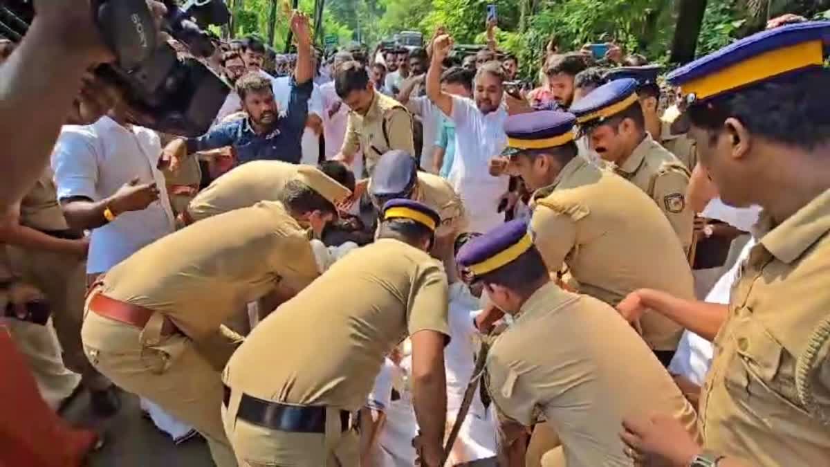 ATHIRAPPILLY HARTHAL  Wild Elephant attack Death  അതിരപ്പിള്ളി ജനകീയ ഹര്‍ത്താല്‍  കാട്ടാന ആക്രമണം തൃശൂര്‍