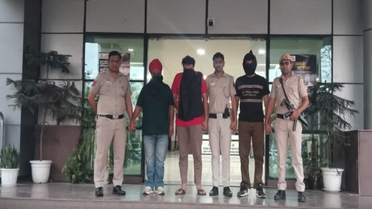 IGI एयरपोर्ट से  तीन फर्जी एजेंट गिरफ्तार,