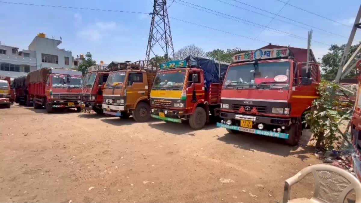 lorry-owners-association-prepares-to-intensify-strike-in-karnataka