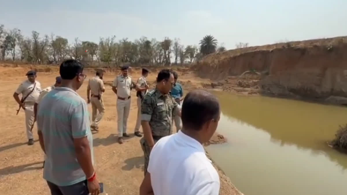 OFFICER REACHED TO INVESTIGATE PIT