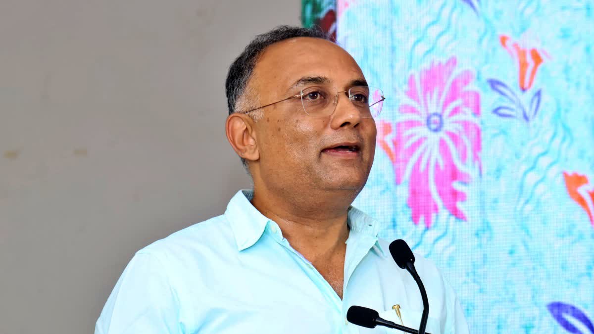 health-minister-dinesh-gundu-rao-supports-caste-census-report