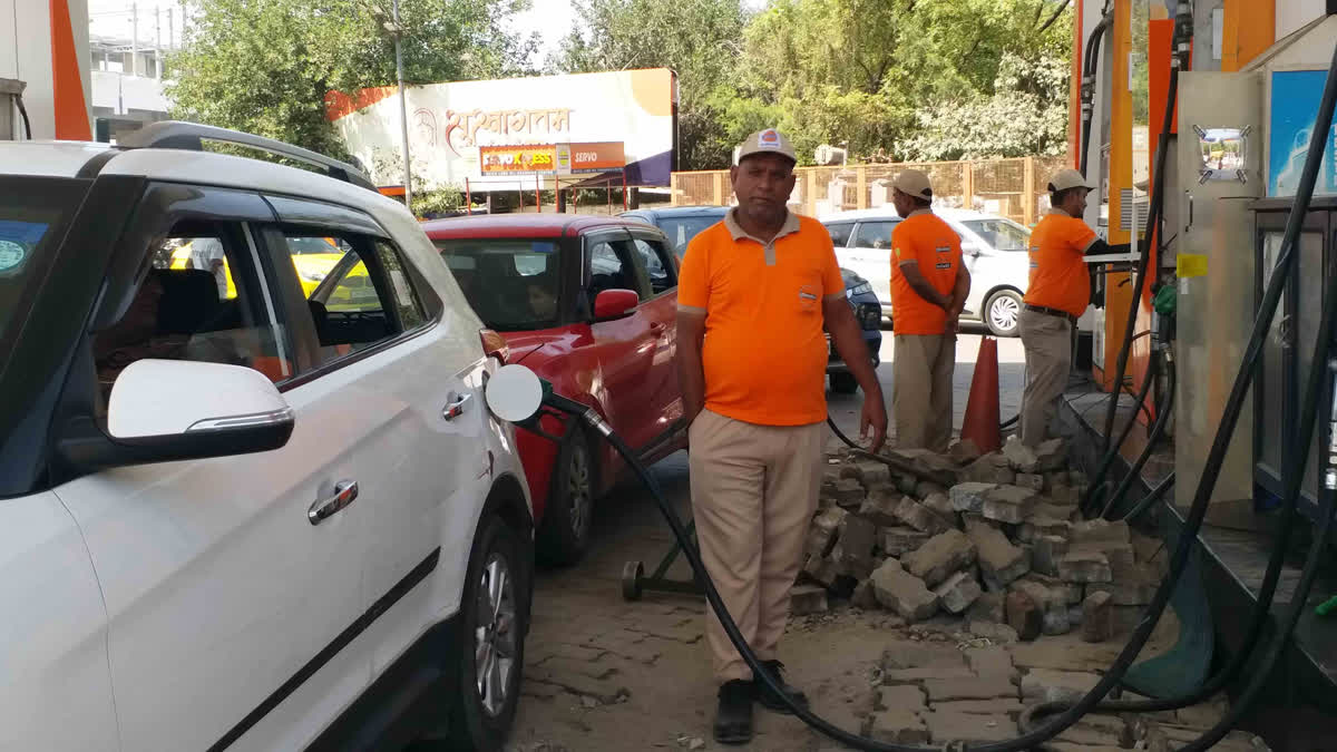 ओवर ऐज वाहनों को पेट्रोल पंप पर ईंधन ना देने की योजना