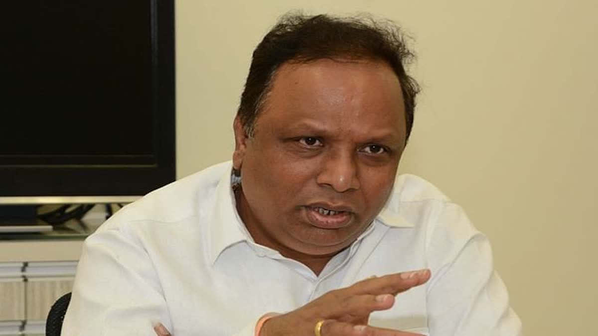 Information about Cultural Affairs Minister Ashish Shelar
