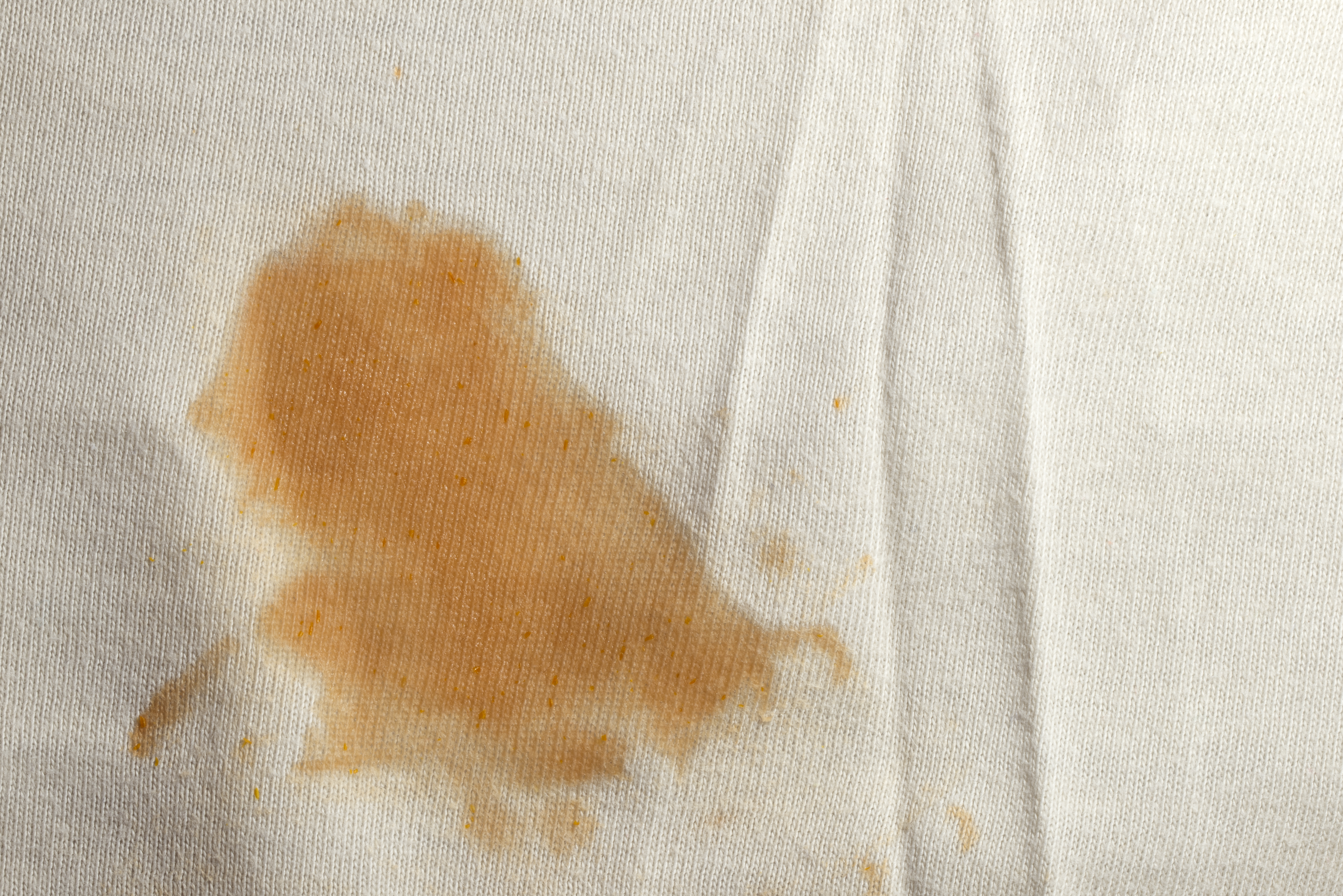 This natural trick will remove stubborn stains without damaging the clothes, try it