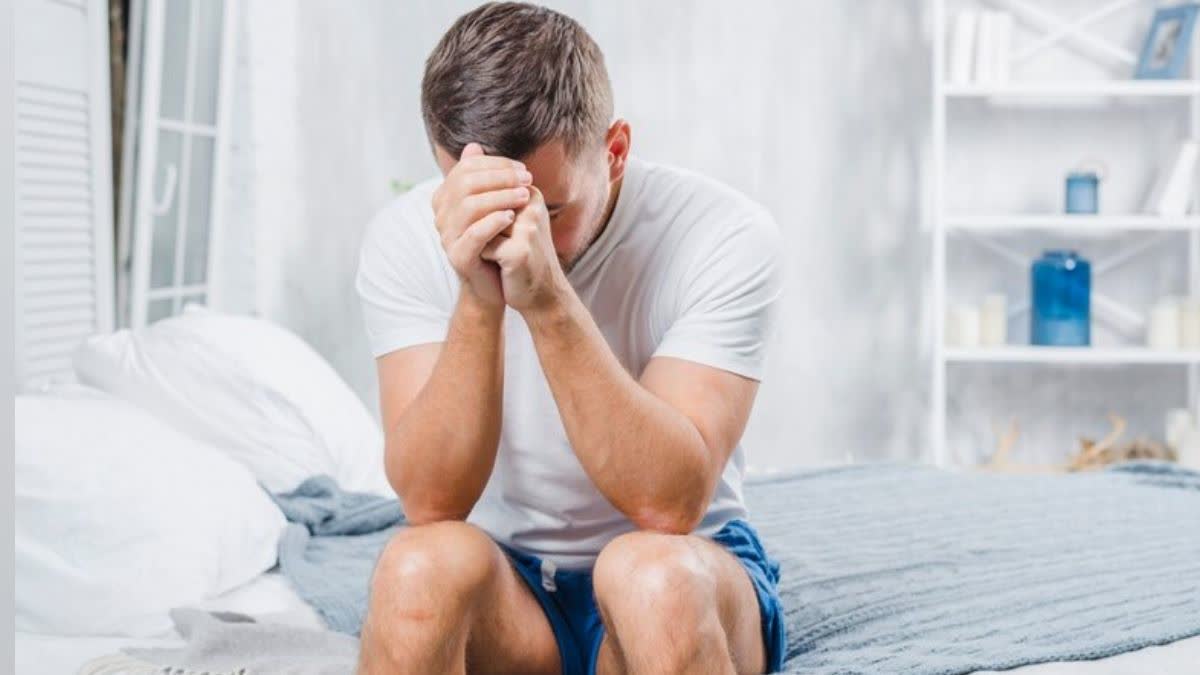 Know what is male menopause and its symptoms and causes and when and at what age does it occur