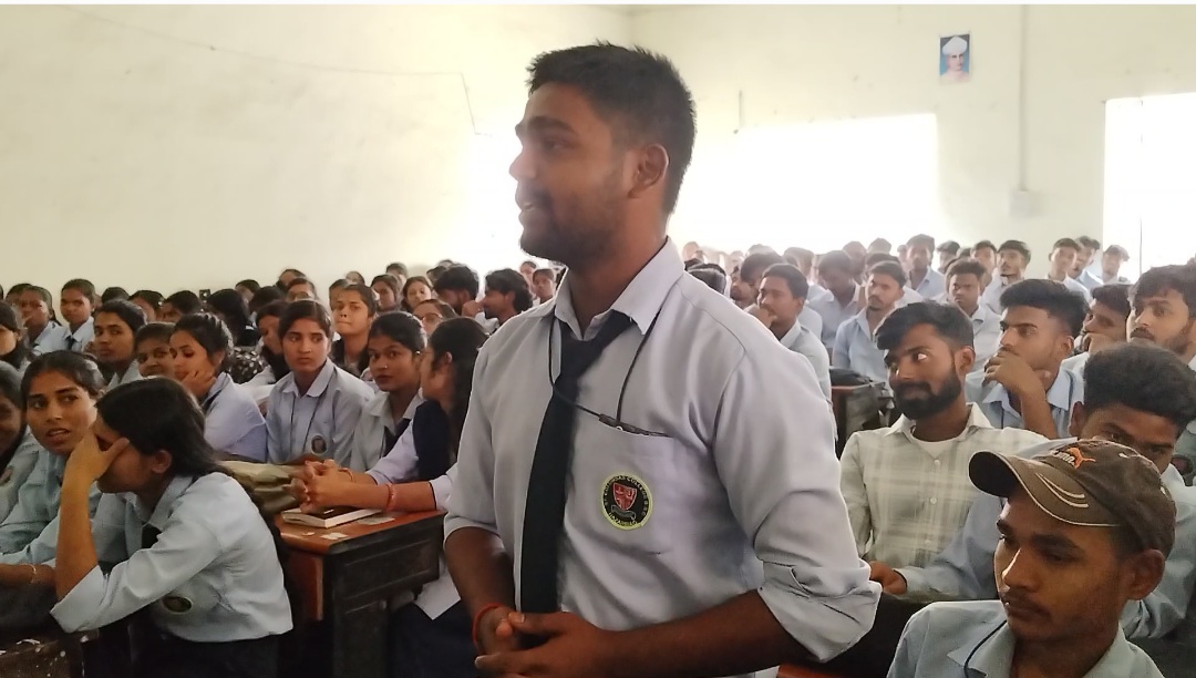 Hazaribag police educating children on cyber security