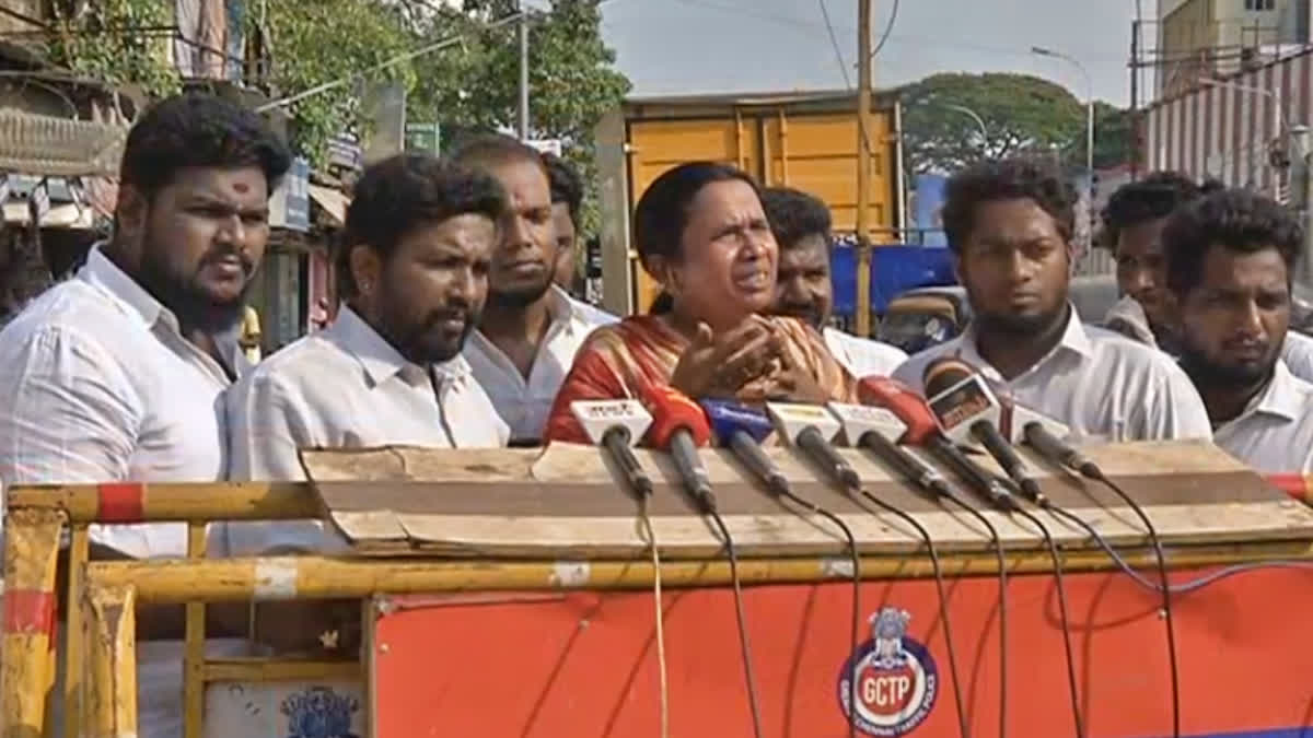 Press conference photo of Pushparaja's aunt Vijaya Lakshmi