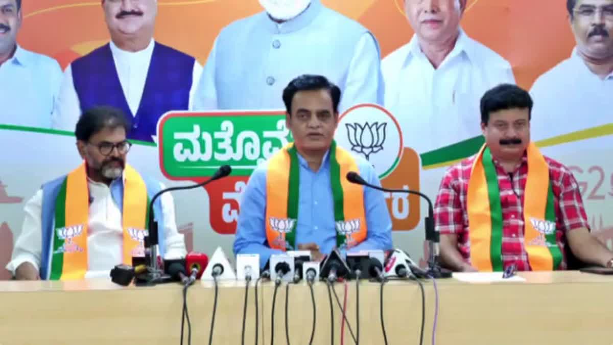 Former DCM Dr Ashwath Narayan spoke at the press conference.