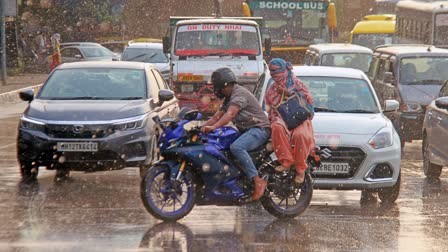 midst the scorching heat and high temperatures, the Indian Meteorological Department (IMD) said that the monsoon will hit the Kerala coast on May 31, which is a day earlier than its normal schedule of June 1.   Typically, the monsoon hits the Kerala coast on June 1 with a margin error of about seven days and within two weeks, it grips the entire country.