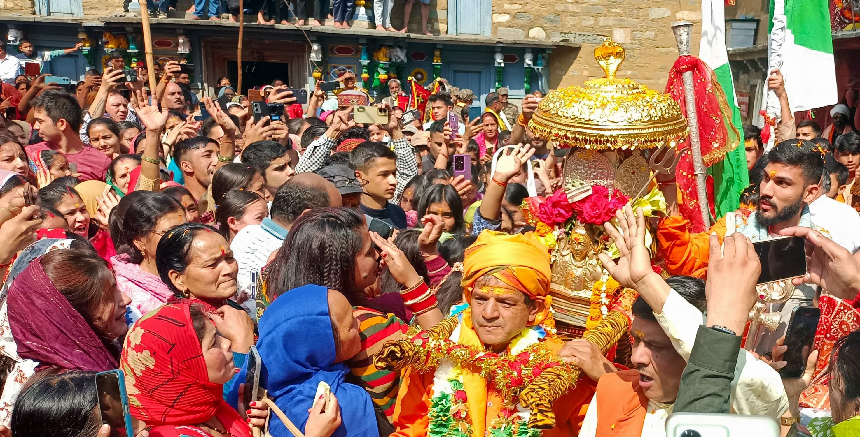 Rudranath doli leaves for temple