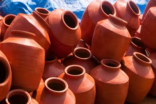 BENEFITS OF EARTHEN POTS WATER  TRICKS TO CLEAN EARTHEN POTS  HOW TO CLEAN EARTHEN POT  MATKA CLEANING TIPS