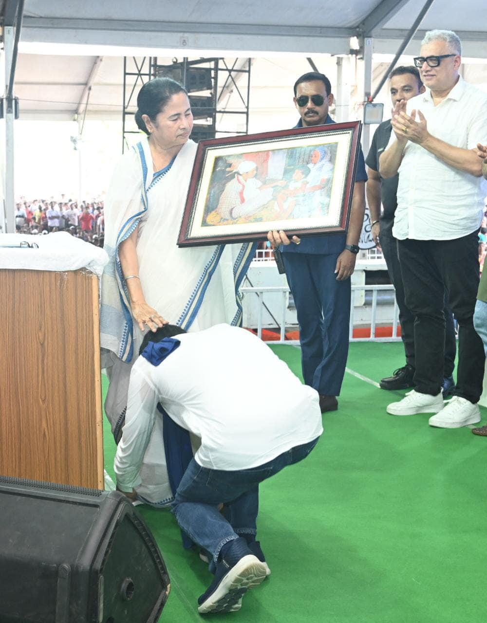 Mamata Praises Abhishek