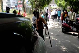 Councilors attacked each other in the municipal office