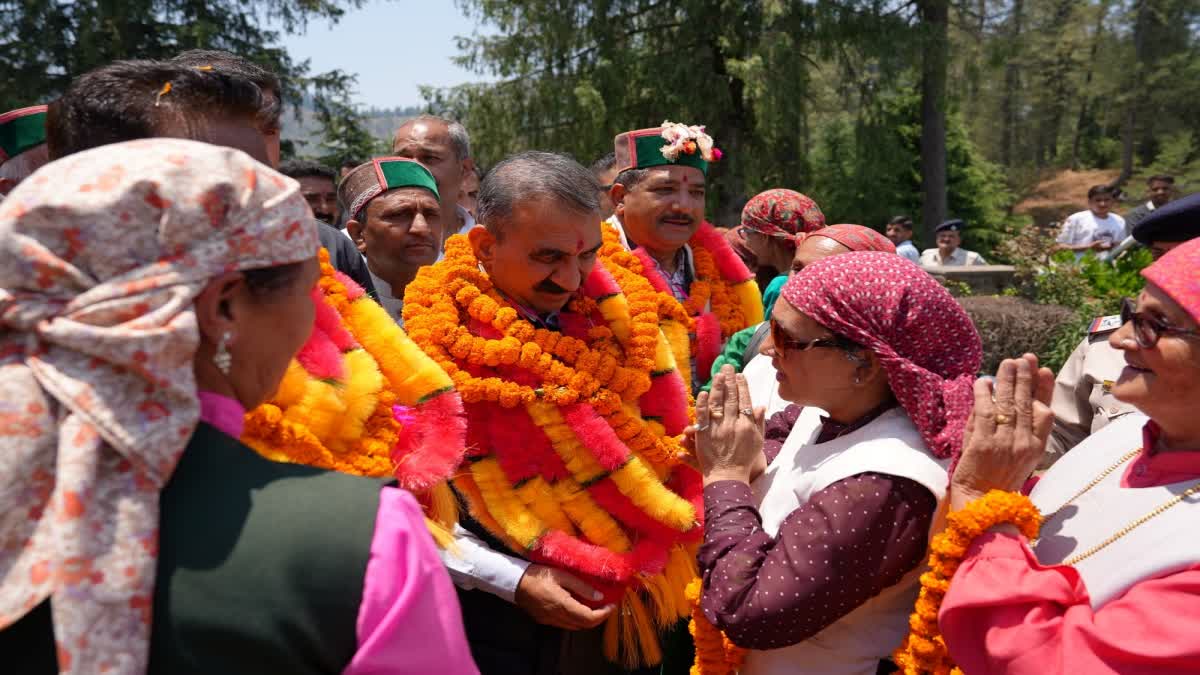 CM Sukhu in Narkanda