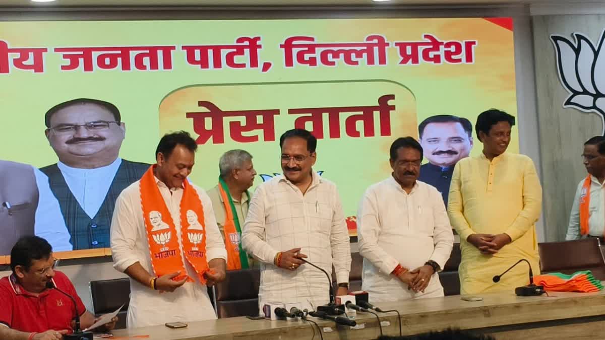 नितिन त्यागी अपने समर्थकों के साथ BJP में हुए शामिल