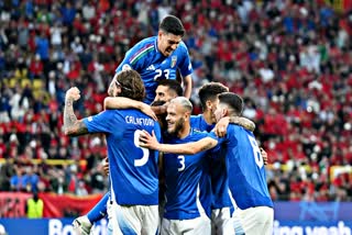 ITALY BEAT ALBANIA