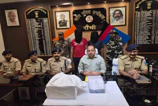 two-accused-arrested-for-making-fake-seal-of-indian-army-in-ranchi