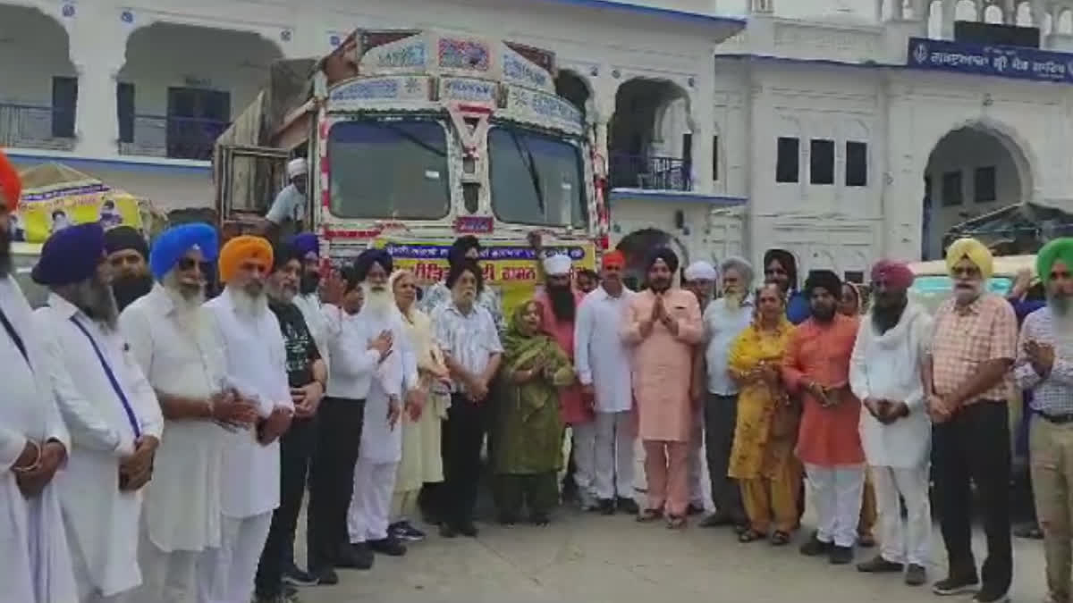 DSGMC team reached Sultanpur Lodhi for flood victims with the help of SGPC