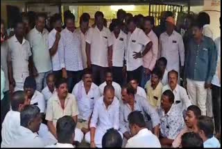 MLAs, Congress workers protest