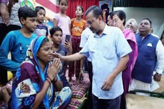 Delhi CM Kejriwal announces financial aid