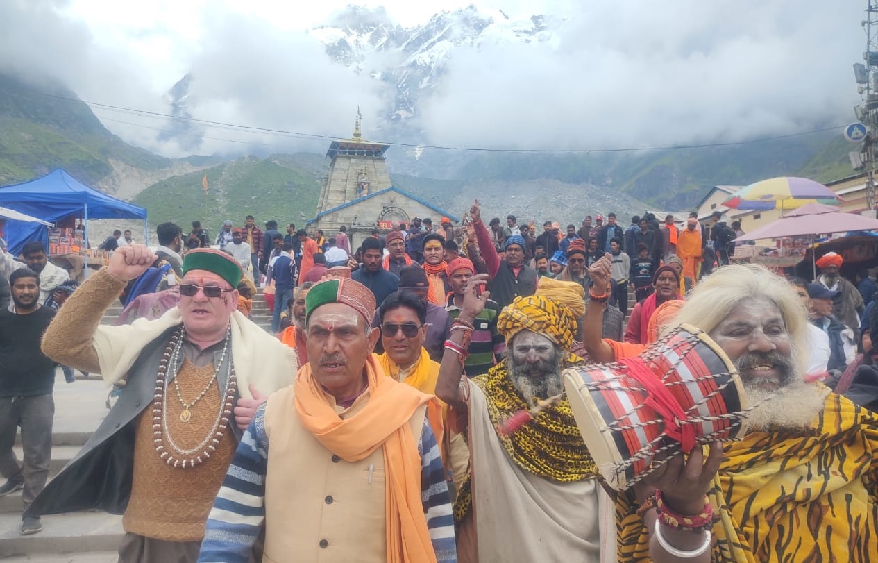 DELHI KEDARNATH TEMPLE CONTROVERSY