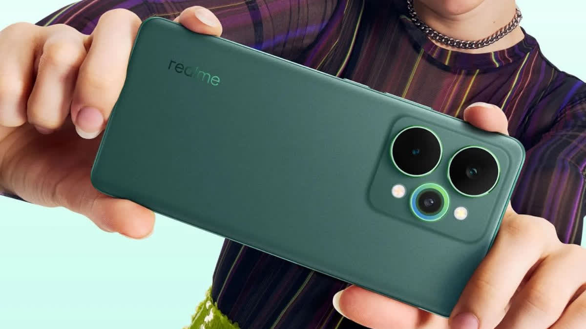 Realme 15 5G Series Image