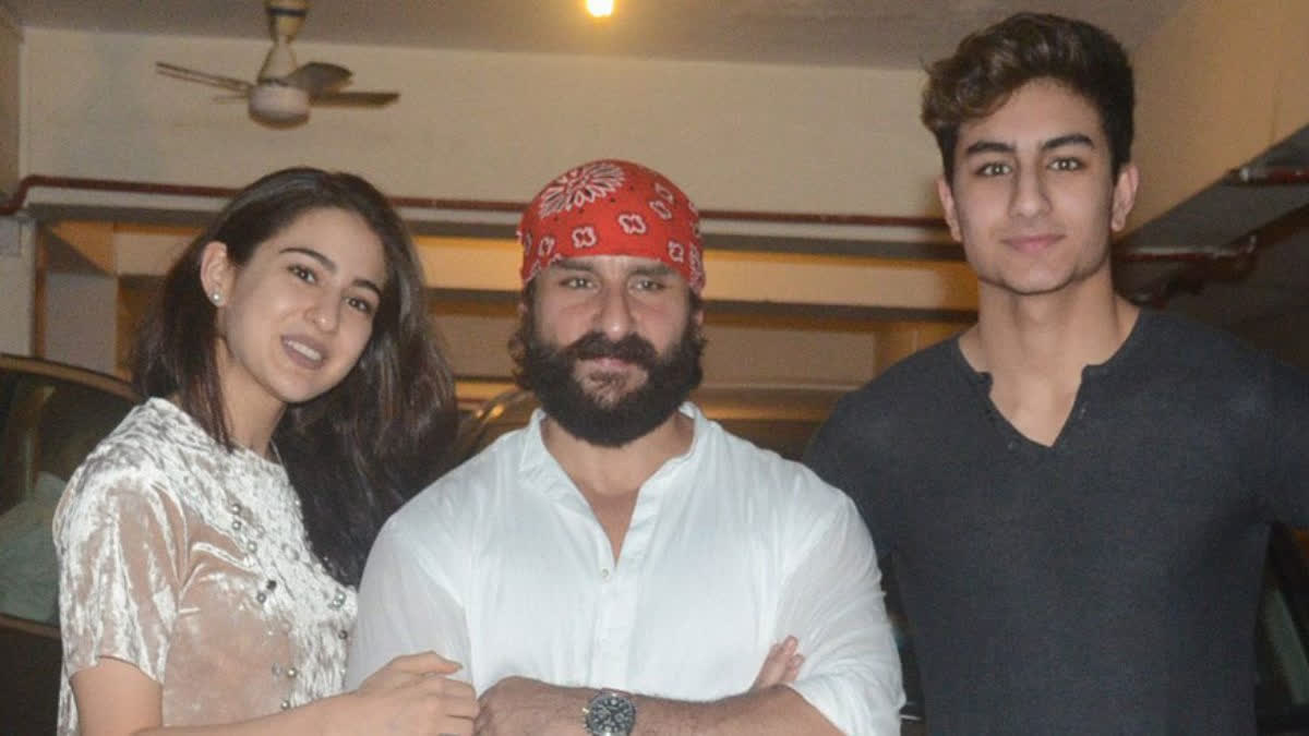 After Kareena Kapoor Khan wished Saif Ali Khan on his 53rd birthday, the latter's kids Sara and Ibrahim Ali Khan were seen visiting the actor on his special day. On Wednesday, Sara and Ibrahim were seen arriving at Saif and Kareena's Mumbai abode with balloons, cake, and gifts.