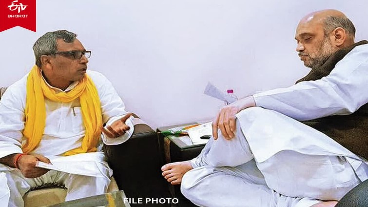 गृहमंत्री अमित शाह के साथ ओम प्रकाश राजभर (फाइल फोटो)
