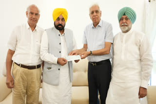 Dera Beas contributed 2 crores to help the flood victims in Punjab