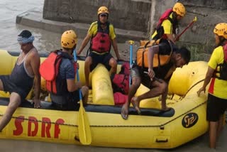 4 youths trapped in the river in Haridwar