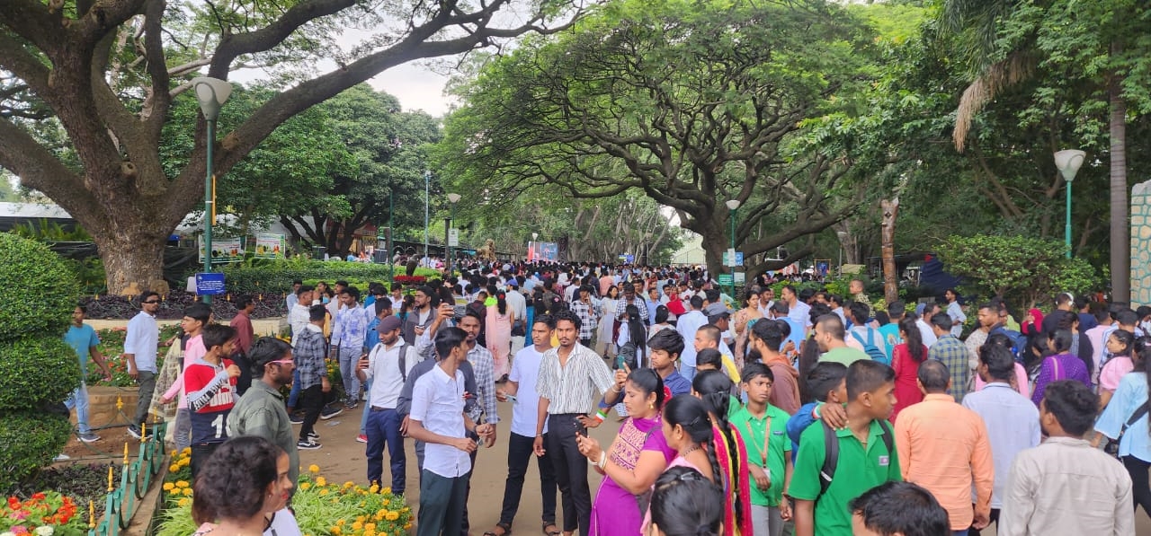 lalbagh flower show