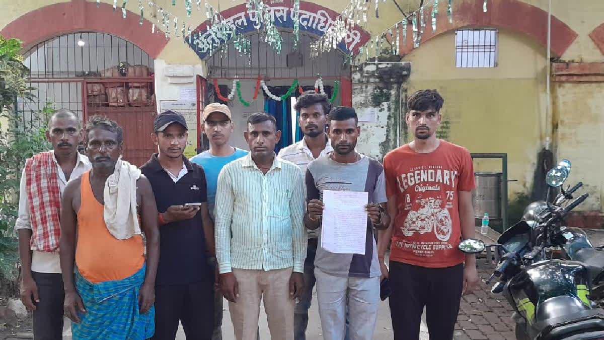Six Bihar labourers held hostage in Tamil Nadu; families approach DM, SP