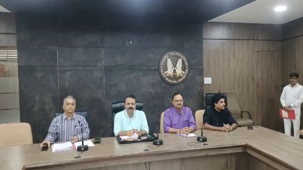 Standing Committee Meeting : રાજકોટ મનપામાં નવી બોડીની રચના બાદ પ્રથમ સ્ટેન્ડિંગ કમિટી બેઠક યોજાઇ, 5 દરખાસ્ત પેન્ડિંગ Standing Committee Meeting : રાજકોટ મનપામાં નવી બોડીની રચના બાદ પ્રથમ સ્ટેન્ડિંગ કમિટી બેઠક યોજાઇ, 5 દરખાસ્ત પેન્ડિંગ