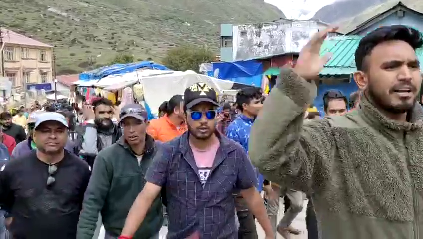 Badrinath Dham Firing