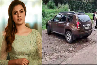 Actress Anusree Car Hit On Bike  Actress Anusree  Anusree Car Accident  അനുശ്രീ  അനുശ്രീ സഞ്ചരിച്ച കാർ ബൈക്കിലിടിച്ച് അപകടം  അനുശ്രീ സഞ്ചരിച്ച കാർ അപകടത്തിൽപ്പെട്ടു  ബൈക്കപകടം  Bike Accident