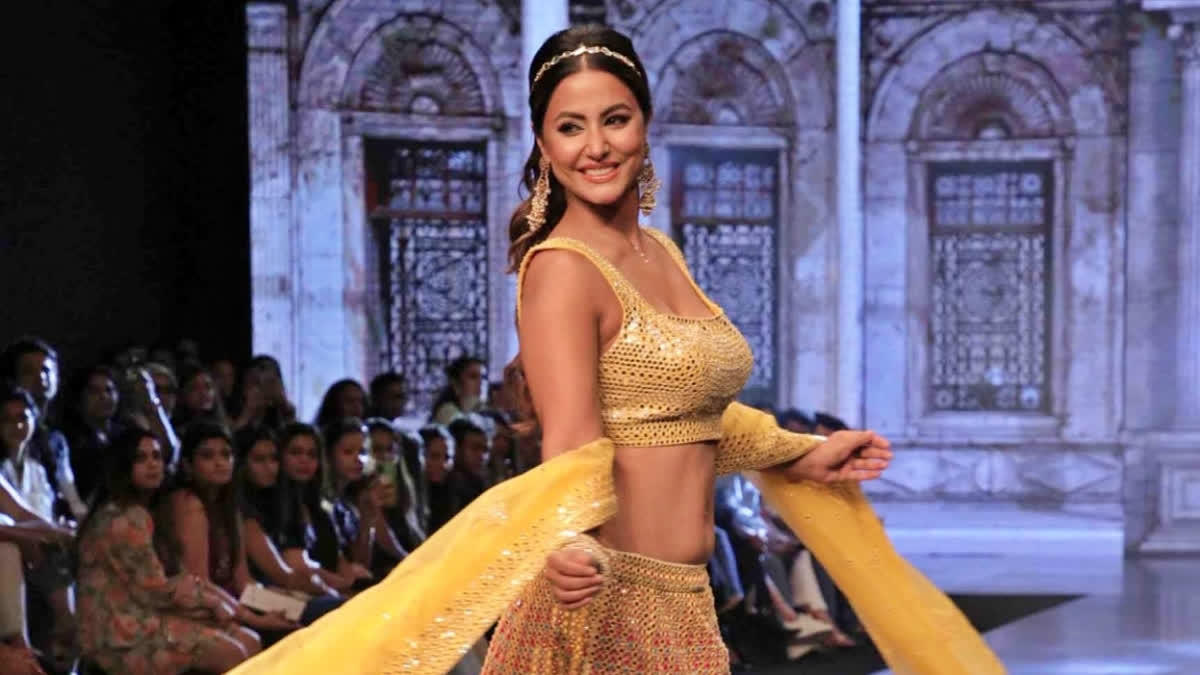 Hina Khan Walks The Ramp As Bride Amidst Breast Cancer Treatment, Says 'My Father Always Said, Never Be A Cry Baby'