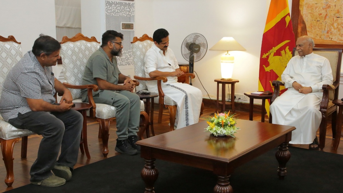 Malayalam filmmakers meet Sri Lanka PM