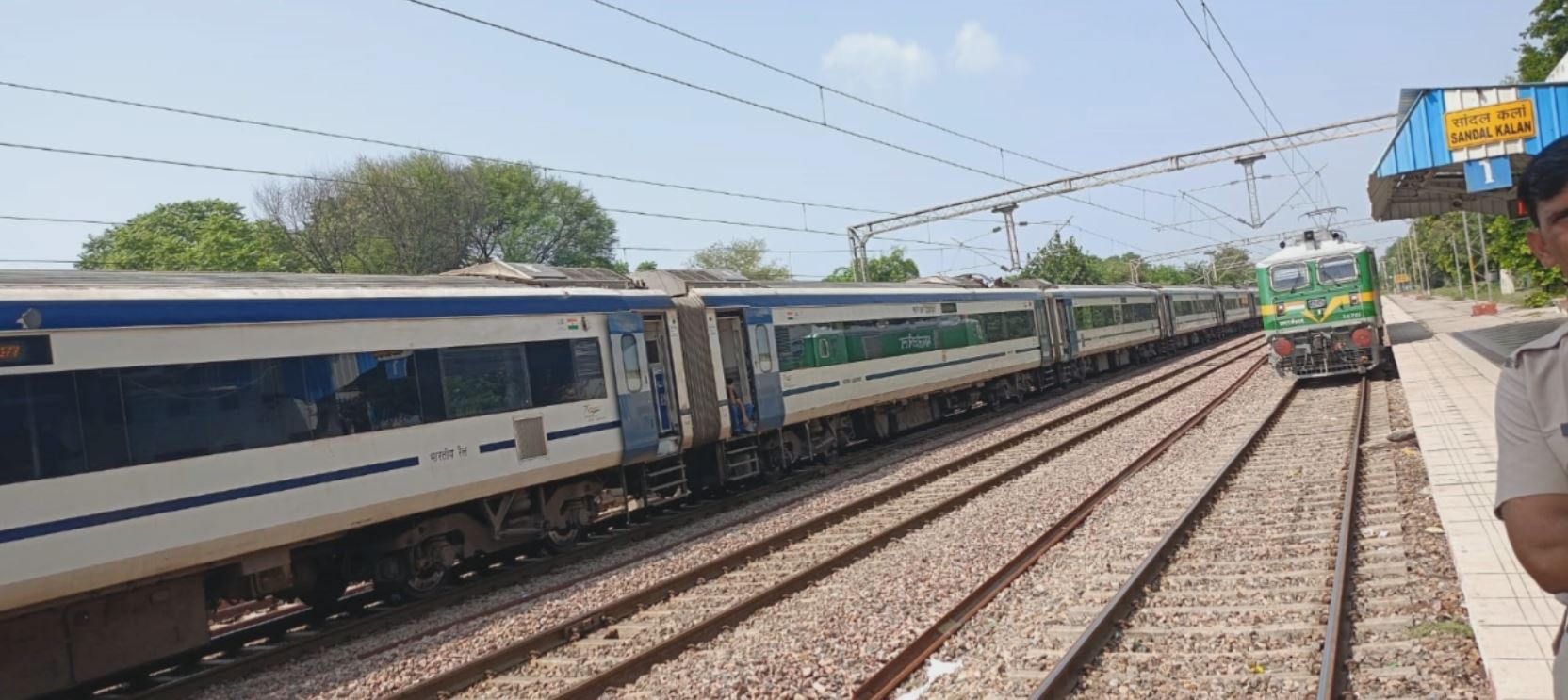 Vande Bharat Express Train Stop due to no electricity at Sandal Kalan Sonipat