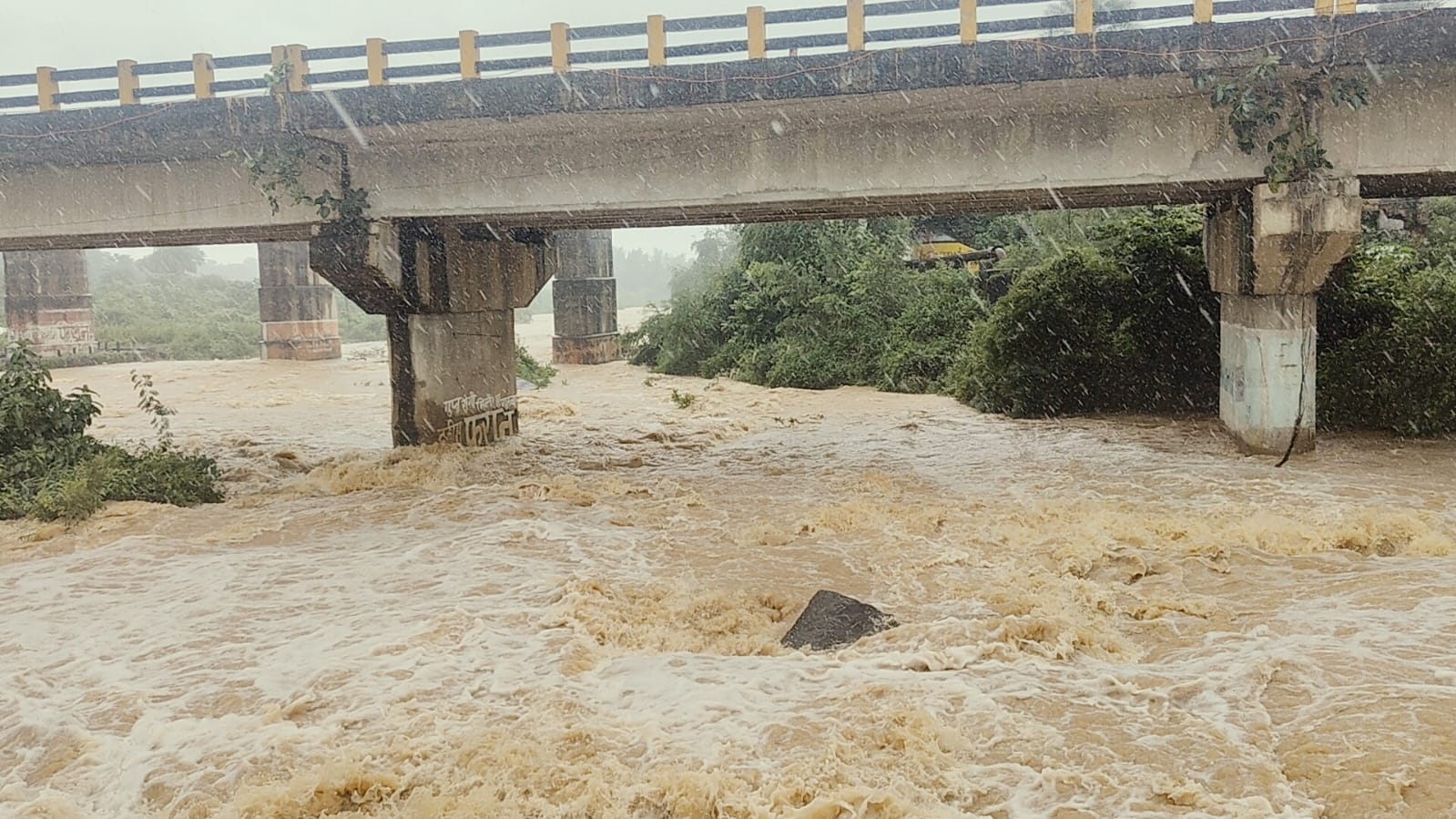 life disrupted due to continuous rain in Deoghar