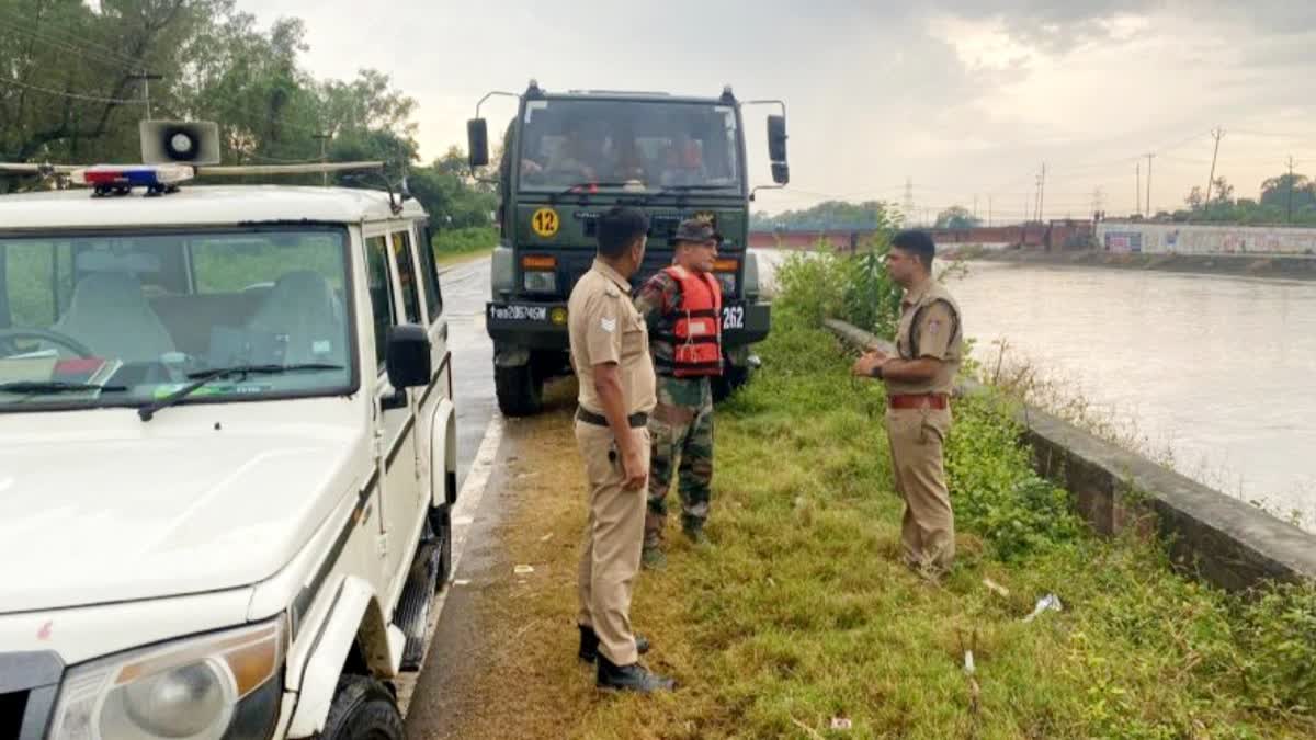 Rifleman missing while bathing in Ganganahar