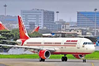 Air India Express Flight Emergency Landing Karachi  Air India Express Landing Karachi  flight emergency landing Karachi Airport Pakistan  Air India Express Emergency Landing  Karachi Airport Pakistan indian flight landing  ഇന്ത്യൻ വിമാനം ലാൻഡ് ചെയ്യാൻ അനുമതി നൽകി പാകിസ്ഥാൻ  എയർ ഇന്ത്യ എക്‌സ്പ്രസ് വിമാനം പാകിസ്ഥാനിൽ ഇറക്കി  പാകിസ്ഥാനിൽ എയർ ഇന്ത്യ വിമാനം ഇറക്കി  പാകിസ്ഥാൻ കറാച്ചി വിമാനത്താവളം  Air India Express karachi